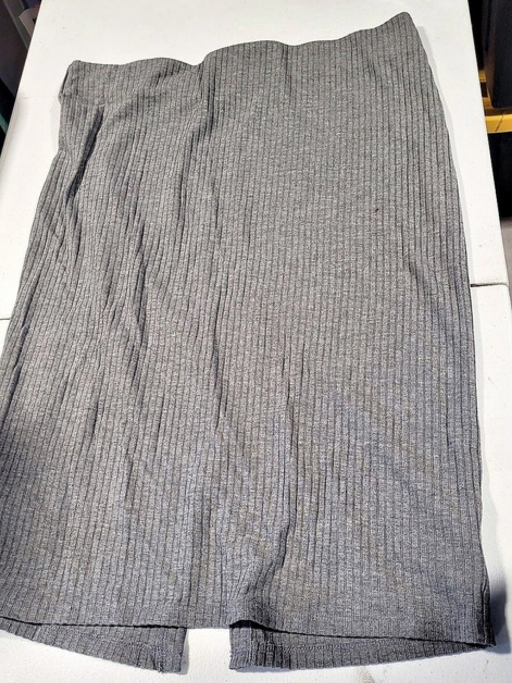 Old Navy Rib-Knit Midi Skirt Gray Size 1X